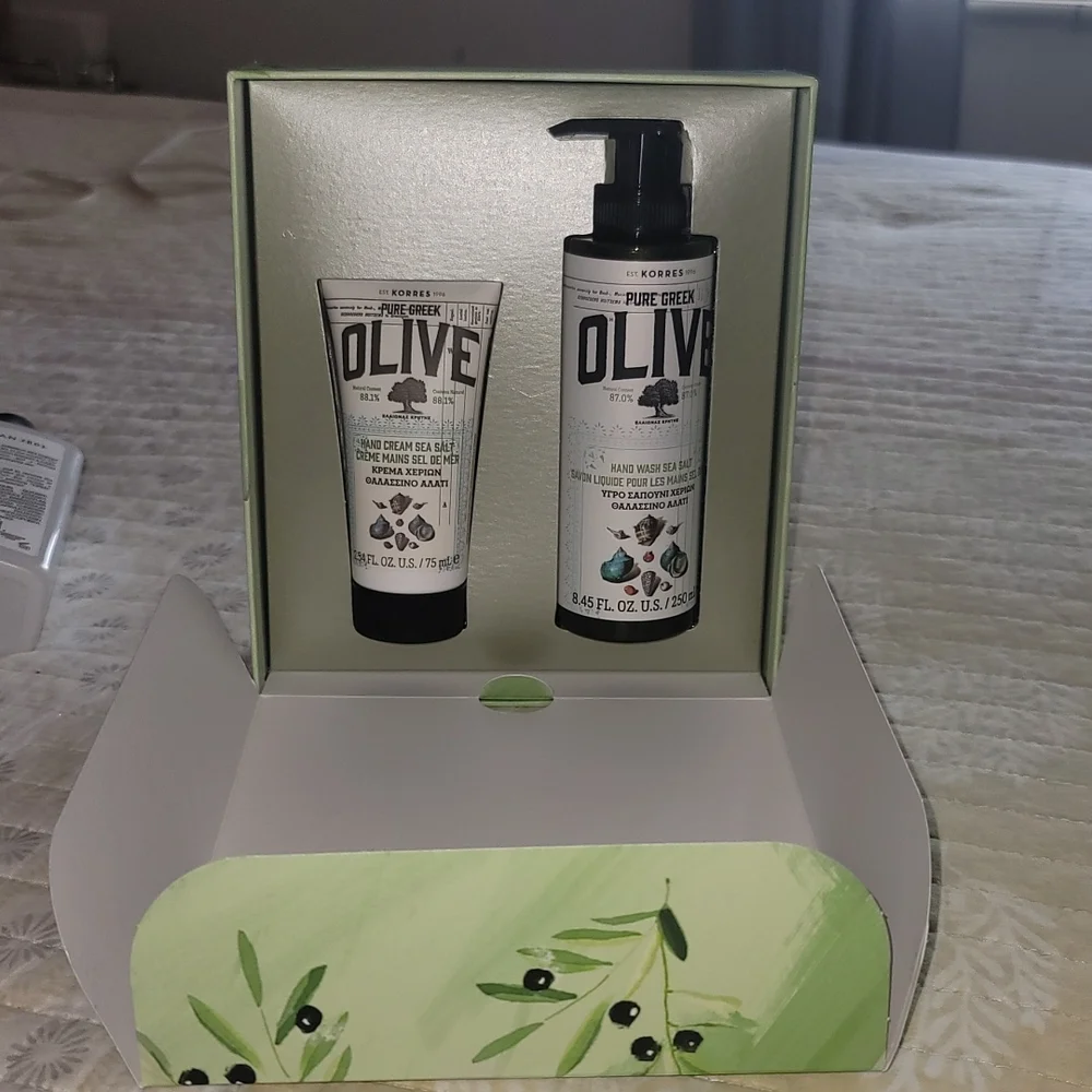 Korres Winter Hand Rescue Sea Salt Set - Picture 3 of 6